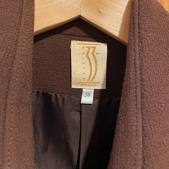 Tailored Wool Brown Blazer - Picture 3 of 7